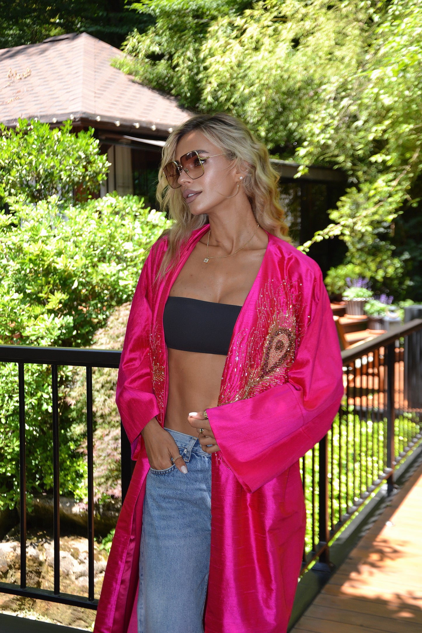 Fuchsia abaya