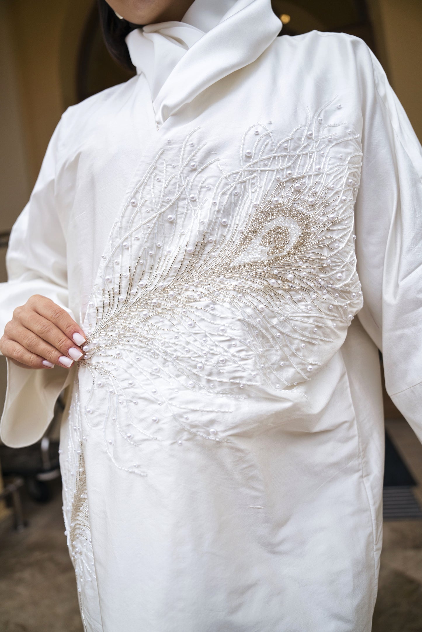 Raffa White Taffeta Abaya