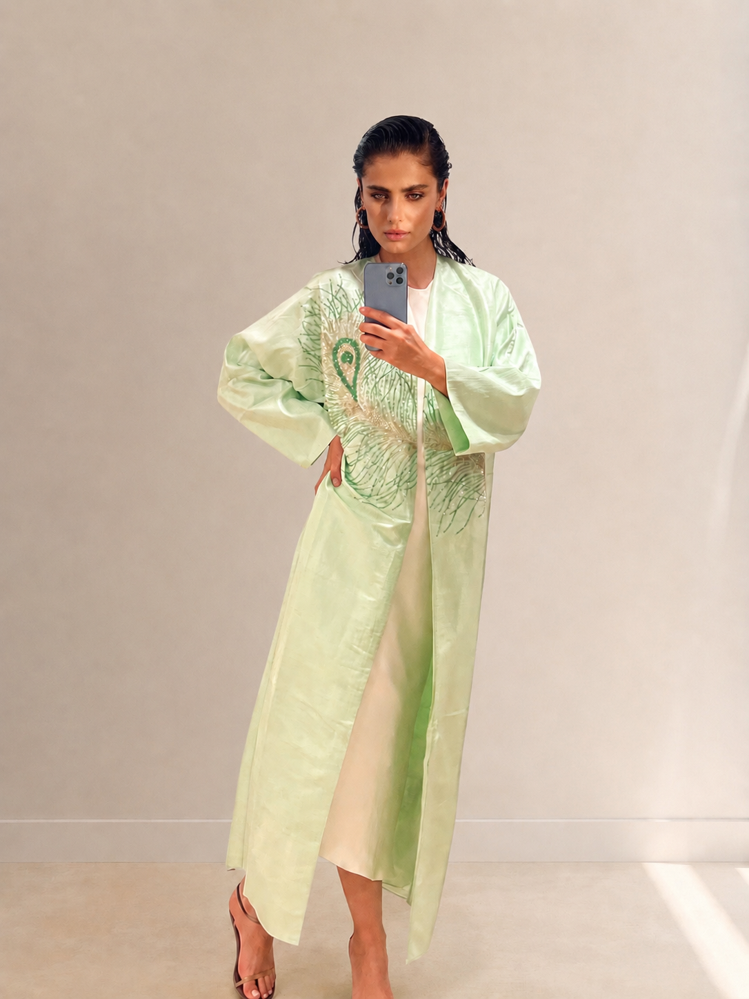 Alaia abaya